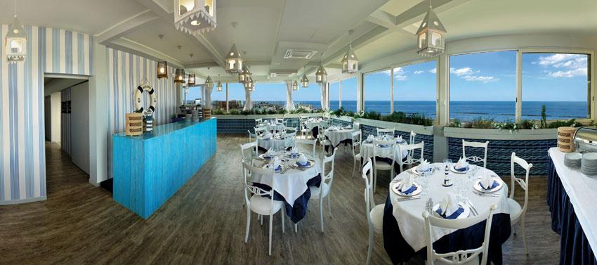 Hotel Maremonti Габічче-Маре Ресторан фото